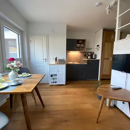Helle In Mit Terrasse, Grill Und Garten Lägenhet Oberfellendorf